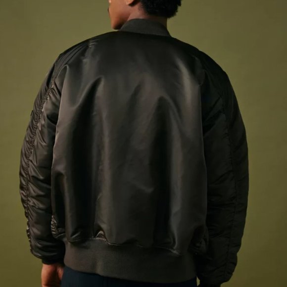 Alpha Industries Reversible MA-1 Bomber Jacket - Picture 3 of 5